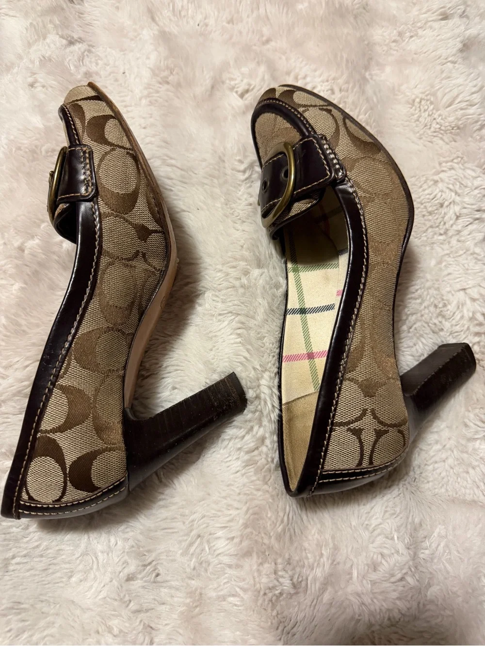 Coach Brown Signature Canvas Loafers with Brass Buckle In super good condition - Picture 6 of 7